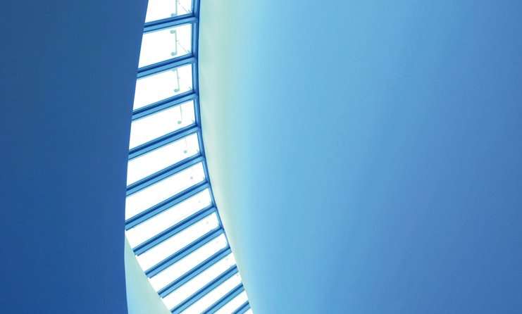 Sealable products that grant a long lasting adhesion